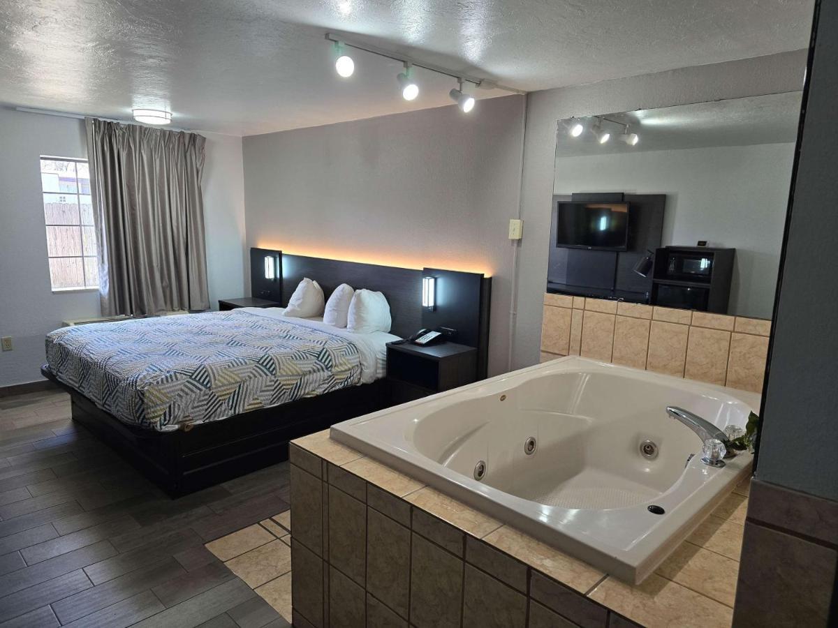 Motel 6 Oklahoma City Ok Frontier City Edmond Eksteriør billede
