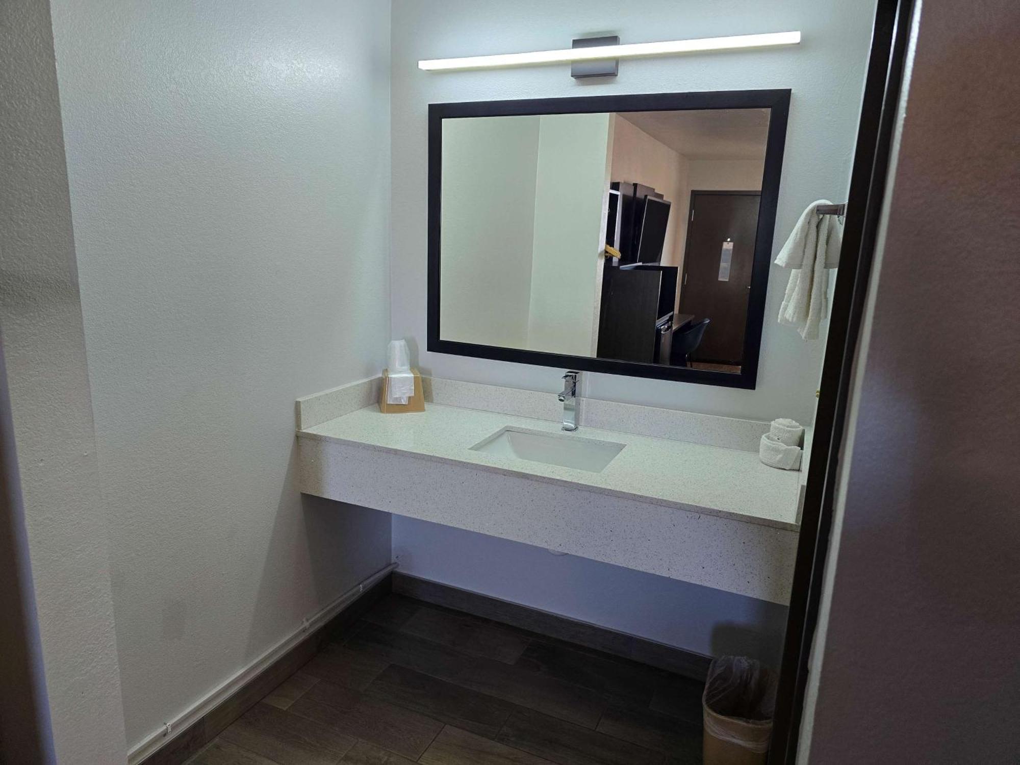 Motel 6 Oklahoma City Ok Frontier City Edmond Eksteriør billede