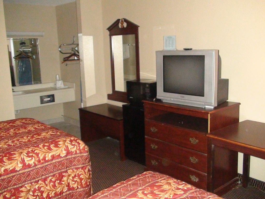 Motel 6 Oklahoma City Ok Frontier City Edmond Værelse billede